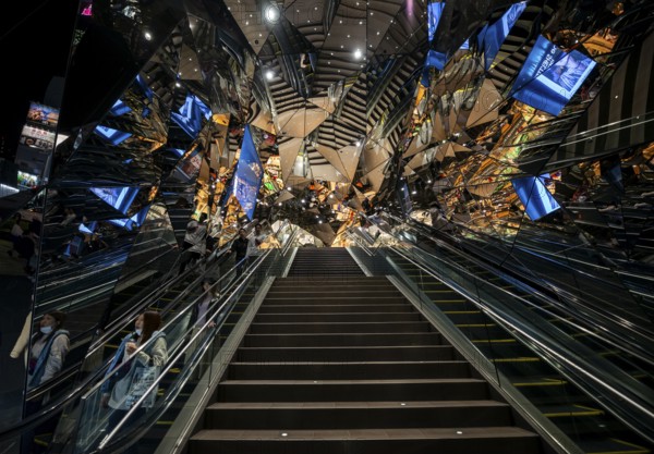 Staircase, entrance to a shopping center with many mirrors, Tokyu Plaza Omotesando Harajuku, modern architecture, Tokyo, Japan