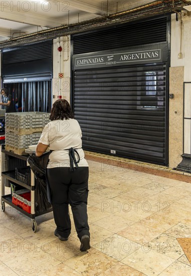 The Mercadeo da Ribeira, also known as TimeOut Market, is the best address for Portuguese specialties and international cuisine. Historic market hall at Cais do Sodré station, Lisbon, Portugal