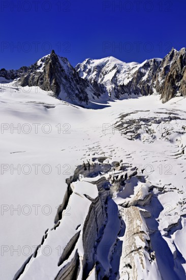 View of the mountains from the Télécabine Panorama Railway, La Tour Ronde, Mont Blanc, Mont Maudit, Le Mont Blanc du Tacul, in the foreground the glacier du Géant, Chamonix-Mont-Blanc, Haute-Savoie, France