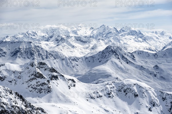 View of mountain panorama, mountain landscape in winter, Albula Alps, Rhaetian Alps, Graubünden, Switzerland