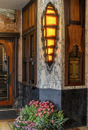 Tuschinski Theatre, Pathé Tuschinski, traditional 1920s Art Deco style cinema, Reguliersbreestraat, Amsterdam, Netherlands