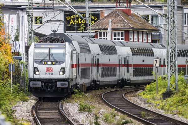 InterCity operated by Deutsche Bahn AG on the road between Stuttgart and Singen. The panoramic route through Stuttgart-West is part of the Gäu Railway. Stuttgart, Baden-Württemberg, Germany