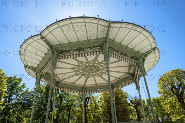 Vichy, listed as World Heritage by UNESCO. Park bandstand. Source Park. Allier. Auvergne Rhone Alpes. France