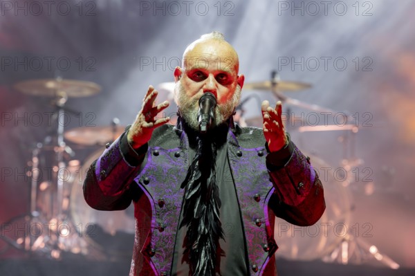 Martin Engler, Singer, Mono Inc., Dark-Rock Band, D, live on Live 2025 Tour at Columbiahalle Berlin on 10 October 2025