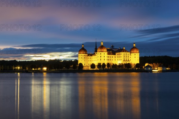 Moritzburg Castle in the blue hour, castle pond, reflection, sunset, Moritzburg, Saxony, Germany