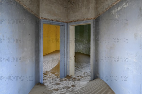 Former dwelling house full of sand, Kolmanskop, restricted diamond area, Karas region, Namibia