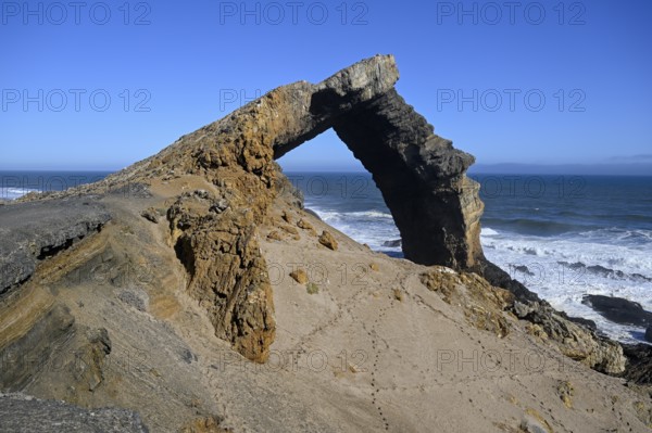 Arch rock, 55 metre high limestone arch, restricted diamond area, near Lüderitz, Karas region, Namibia