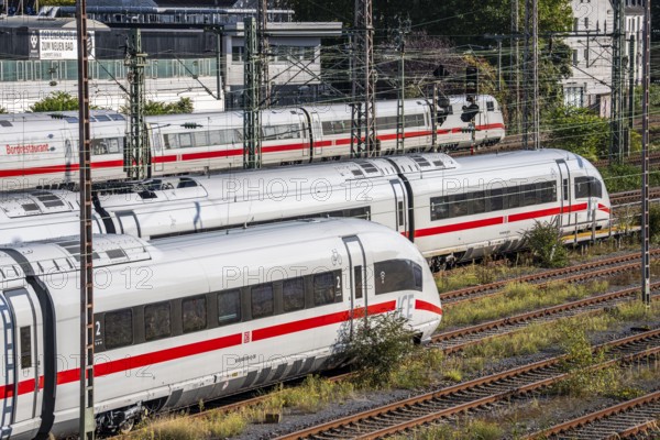 ICE trains on the railway line, north of Düsseldorf main station, North Rhine-Westphalia, Germany
