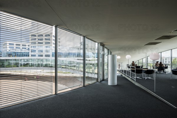 Interior view, Rolex Learning Centre, École polytechnique fédérale de Lausanne, EPFL, Lausanne, Switzerland
