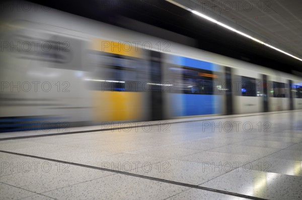 Underground incoming S-Bahn, train, Class 420 Generation 2025, platform, stop, city centre station, public transport, movement effect, Stuttgart, Baden-Württemberg, Germany
