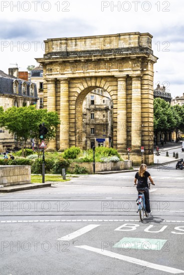 Arch Porte de Bourgogne, Bordeaux, Gironde, Nouvelle-Aquitaine, France