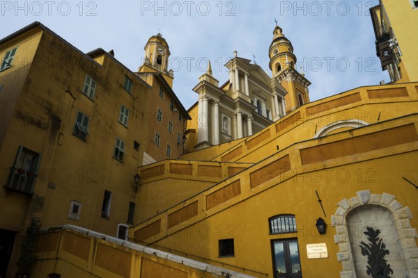 Town with colourful houses by the sea, sunrise, Menton, Alpes Maritimes, Provence Alpes Cote d'Azur, French Riviera, South of France, France