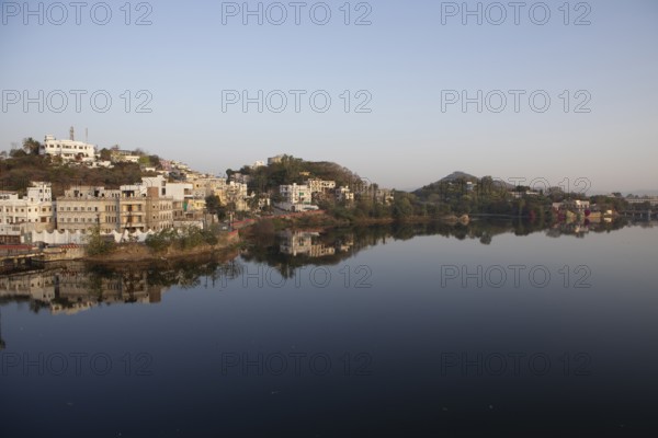 Swaroop Sagar Lake in the morning light, Udaipur, Rajasthan, India