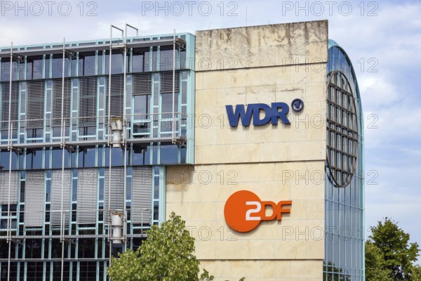 Düsseldorf, North Rhine-Westphalia, Germany - Funkhaus Düsseldorf with the television stations WDR and ZDF, at the new customs yard in the media harbour