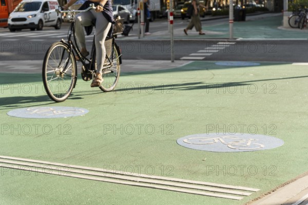 Wide cycle path in the city centre of Vienna, Austria