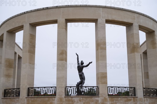 Bronze statue The Spirit of American Youth Rising from the Waves by Donald De Lue Military Cemetery, American Normandy Cemetery, Normandy American Cemetery and Memorial, Omaha Beach, D-Day, Operation Overlord, Saint-Laurent-sur-Mer near Colleville-sur-Mer, Normandy, Calvados, France