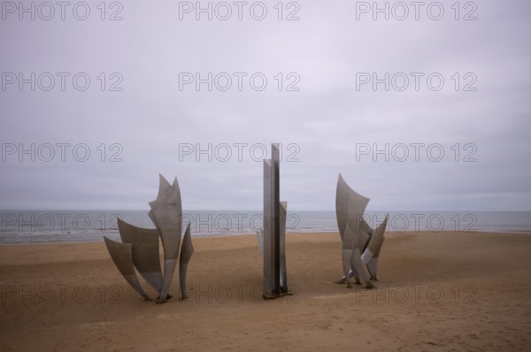 Les Braves, monument to Anilore Banon, polynational memorial to the Second World War, Omaha Beach, D-Day, Operation Overlord, Saint-Laurent-sur-Mer near Colleville-sur-Mer, Normandy, Calvados, France