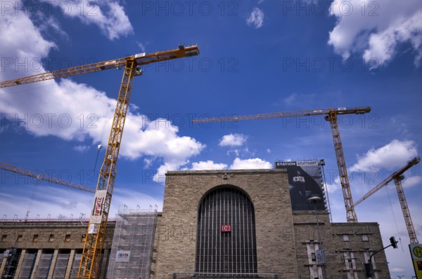 Old Bonatzbau station, construction cranes, Züblin, construction site, Stuttgart 21 underground railway project, main station, logo, DB, Deutsche Bahn, Stuttgart, Baden-Württemberg, Germany