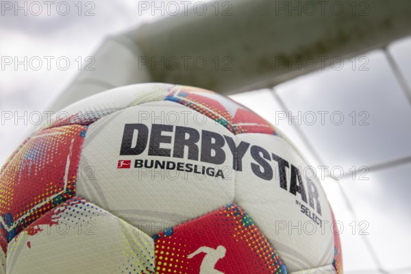 Close-up of the 2025/26 Bundesliga match ball (symbolic image)