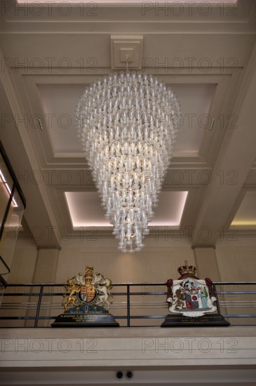 Chandelier consisting of 860 champagne glasses, reception hall, entrance area, headquarters of the champagne brand Moët & Chandon, part of the luxury goods group LVMH Louis Vuitton Moët Hennessy, Avenue de Champagne, Épernay, Marne, France