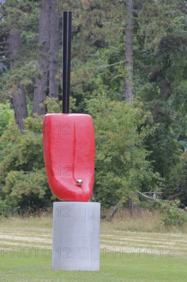 Sculpture Slip of the Tongue by Alexandra Bircken 2020, Blickachsen 14, modern art, tongue, tongue piercing, piercing, XXL, oversize, spa gardens, Bad Homburg, Taunus, Hesse, Germany