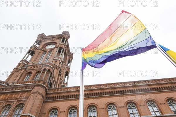 Kai Wegner, Raising the rainbow flag in front of the Rotes Rathaus, Berlin, 9 July 2025