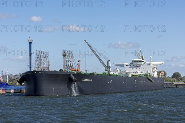 Oil tanker Estrella, overseas harbour, Warnemünde, Rostock, Mecklenburg-Western Pomerania, Germany
