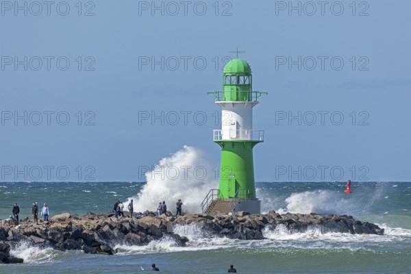 Waves, spray, people, beacon, Warnow estuary, Warnemünde, Rostock, Mecklenburg-Western Pomerania, Germany