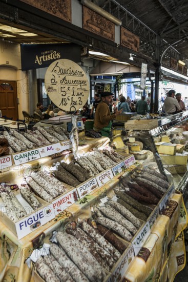 Market stall with jumble, market hall, Marche Provencal, Antibes, Provence Alpes Côte d'Azur, South of France, France
