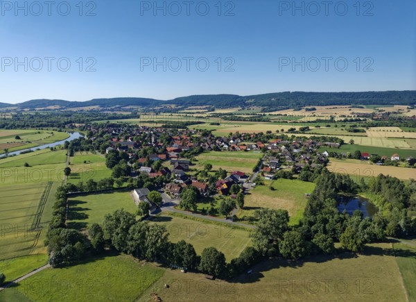 Landscape around the Weser lowlands near Großenwieden, aerial view. Hessisch Oldendorf, Lower Saxony, Germany
