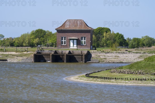 Barrage at the Siel, Tammensiel, Pellworm Island, North Frisia, North Sea, Schleswig-Holstein, Germany
