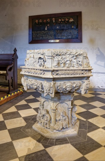 Baptismal font, sandstone baptismal font from the Renaissance period from 1603, created by H. charburner, Döbelner St. Nicolaikirche, interior view, Döbelner Altstadt, Döbeln, Saxony, Germany