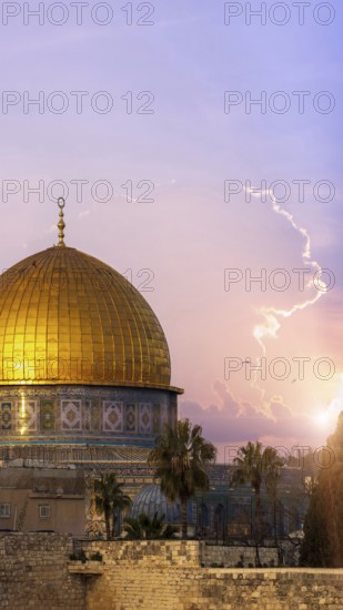 Panoramic view of Jerusalem Old City Western wall, Al Aksa, Dome of the Rock and Temple Mount
