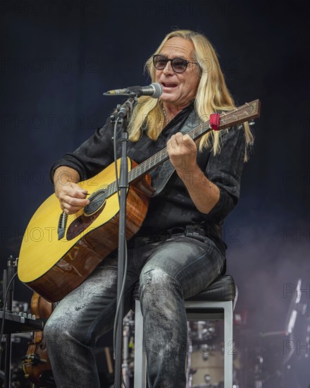 Uwe Hassbecker (Silly) live at the Berliner Rundfunk 91.4 Open Air in the Berlin Parkbühne Wuhlheide on 05.07.2025