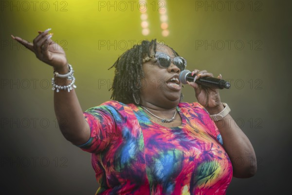 Dynelle Rhodes (Armstead), singer of the Weather Girls at the Berliner Rundfunk 91.4 Open Air in the Berlin Parkbühne Wuhlheide on 05.07.2025