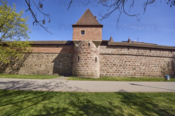 Old town, city fortification, city wall, defence defence tower, footpath, tree, lawn, blue sky, Frauentor wall, Spittlertorzwinger, Nuremberg, Middle Franconia, independent city, Bavaria, Germany