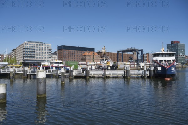 Jetty, building on the shore, harbour, Kiel, Kiel Fjord, Baltic Sea, Schleswig-Holstein, Germany