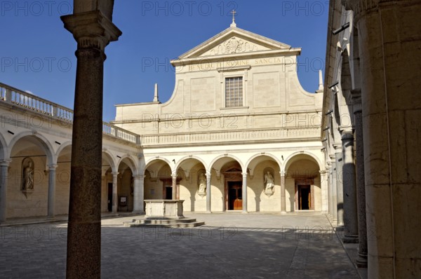 Cloister of the Benefactors with the Basilica Cathedral of the Benedictine Abbey of Montecassino, Monte Cassino, Cassino, Frosinone, Lazio, Italy