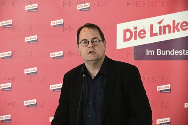 Sören Pellmann, Co-Chairman of the Left Party parliamentary group in the Bundestag, at the weekly press statement in front of the parliamentary group meeting room in the Reichstag building