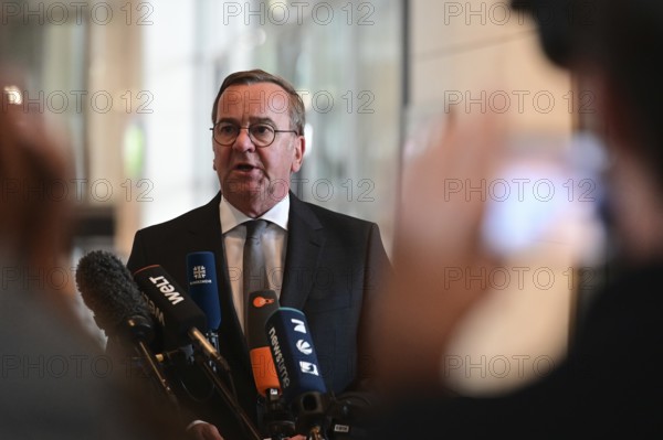 Defence Minister Boris Pistorius (SPD) informs media representatives about the increase in the defence budget at a press conference in the Reichstag