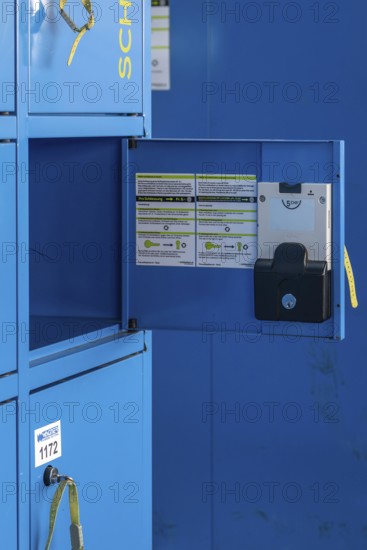 Public safe deposit box