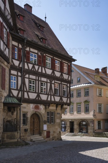Historic half-timbered houses surround Georg Christian von Kessler Platz, Kessler sparkling wine cellars, former Speyrer Pfleghof in Esslingen's old town centre, Esslingen am Neckar, district of Esslingen, Baden-Württemberg, Germany