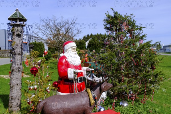 Christmas decorations, Christmas tree decorations manufacturer, glassblower, Neuhaus am Rennsteig, Thuringian Slate Mountains, Thuringia, Germany