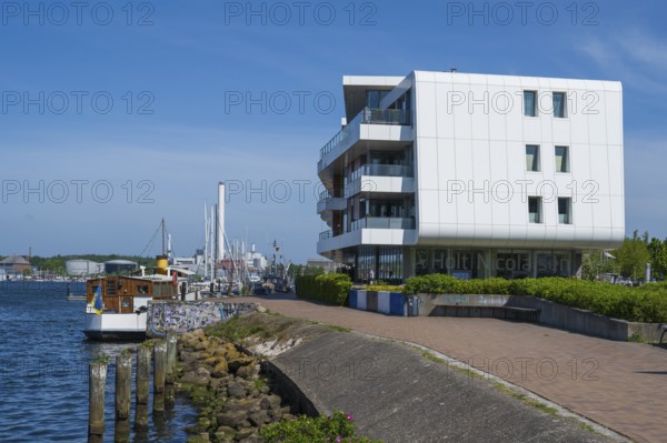 Modern commercial building on the promenade, harbour, Flensburg, Flensburg Fjord, Baltic Sea, Schleswig-Holstein, Germany