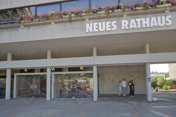 Entrance to the New Town Hall, modern building with floral decoration and inscription, new, Pforzheim, Northern Black Forest, Black Forest, Baden-Württemberg, Germany