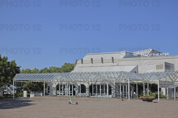 City Theatre, Waisenhausplatz, Pforzheim, Northern Black Forest, Black Forest, Baden-Württemberg, Germany