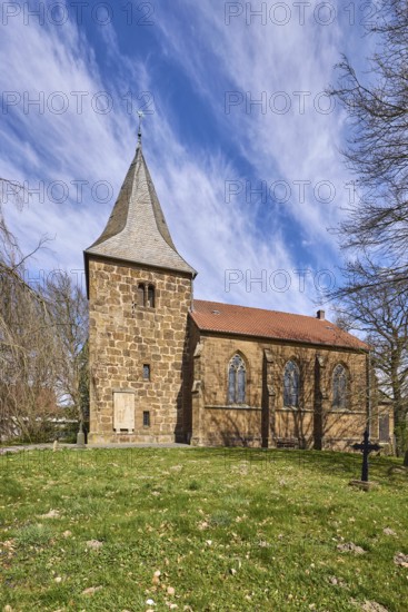 Volmerdingsen Protestant Church, Neo-Gothic architectural style, sandstone building, bare winter trees, lawn, blue sky, cirrostratus clouds, Pfarrer-Brünger-Straße, Pfarrer-Dustmann-Straße, Bad Oeynhausen, Mühlenkreis Minden-Lübbecke, North Rhine-Westphalia, Germany