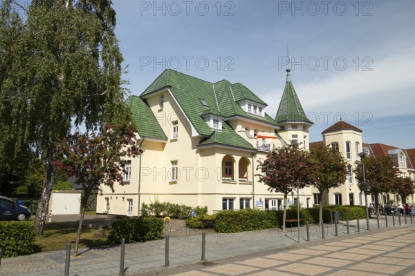 Villa with green roof, Hermannstraße, Kühlungsborn, Baltic Sea, Baltic seaside resort, Rostock district, Mecklenburg-Western Pomerania, Germany