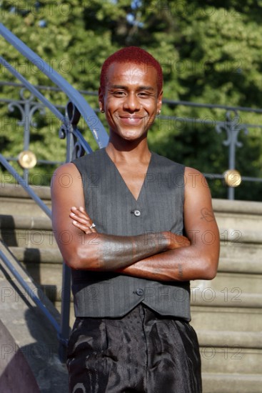 Tarik Tesfu arriving for Charles Gounod's Roméo et Juliette after William Shakespeare at the Staatsoper für Alle on Bebelplatz in Berlin on 21 June 2025