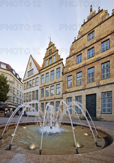 Old market square with fountain and town houses, Bielefeld, East Westphalia-Lippe, North Rhine-Westphalia, Germany